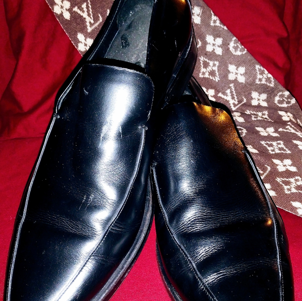 Men's Gucci slip-on dress shoes